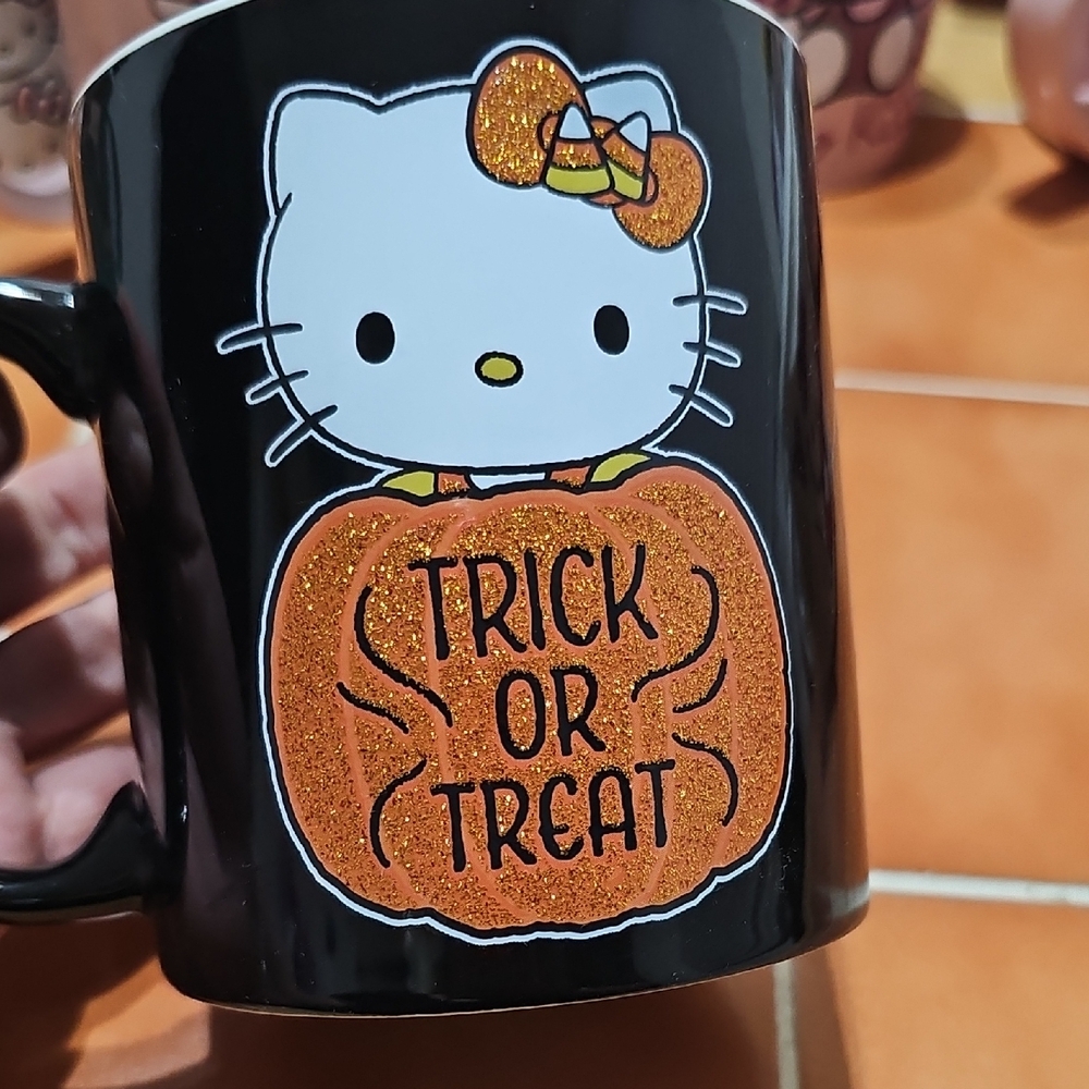 Hello Kitty Black Ceramic Mug
